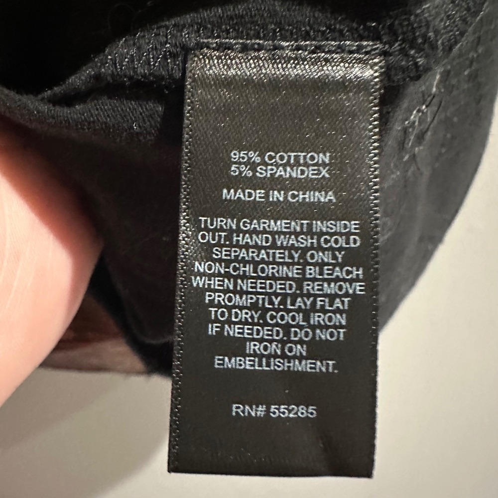 Express Black Sequin Geometric Pattern Sleeveless… - image 4